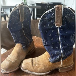 Ariat women’s 7.5 boot